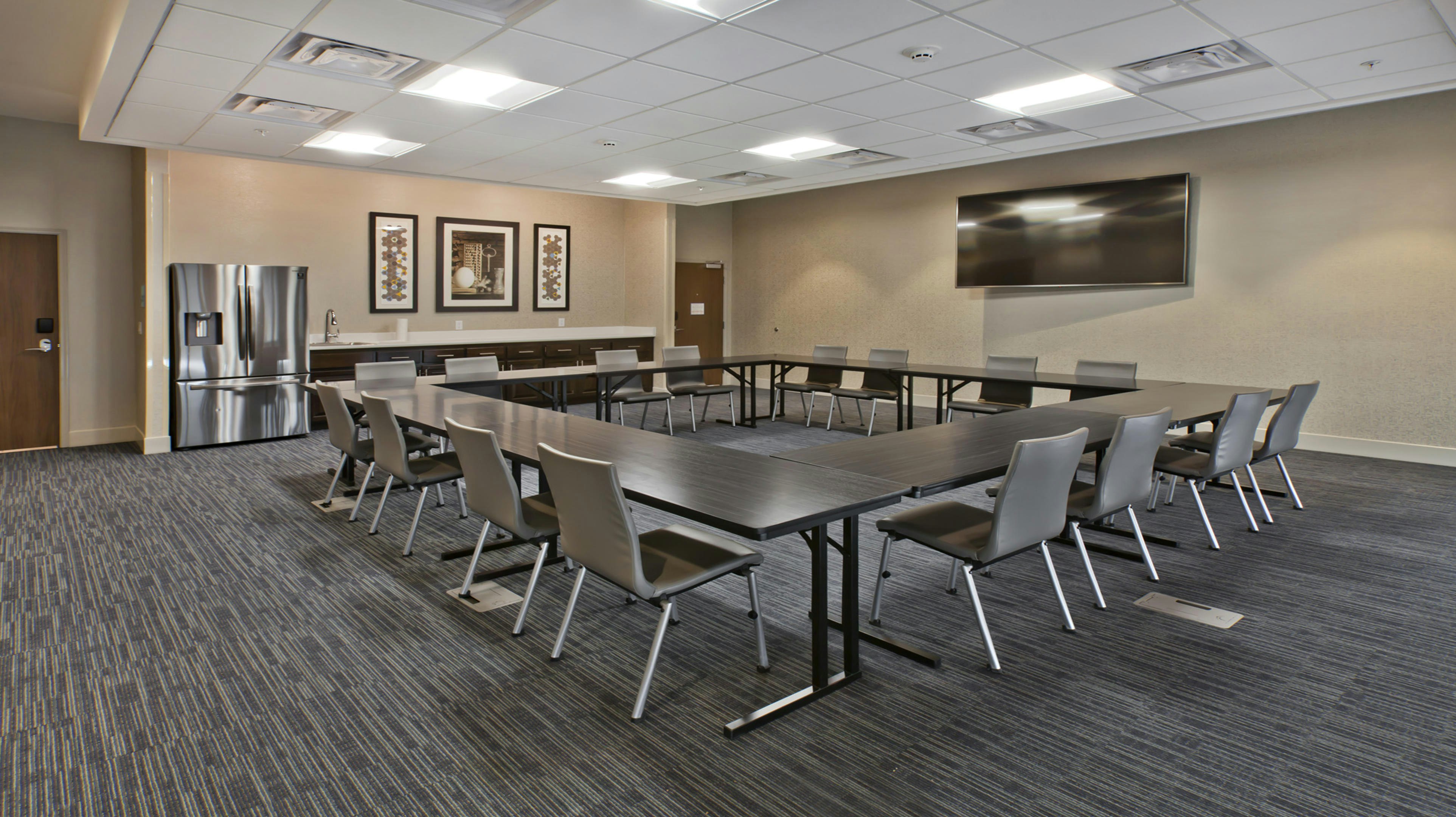 Holiday Inn Express And Suites Green River 54/67