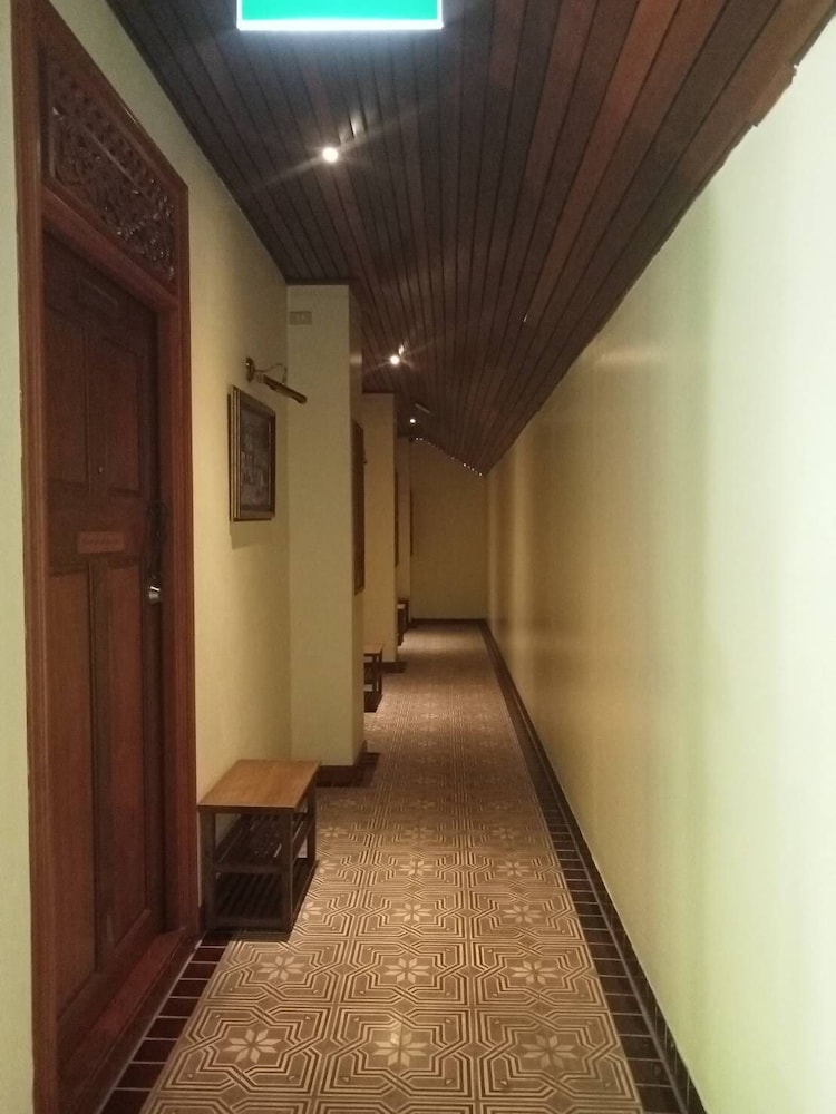Sri-Pat Guesthouse 37/59