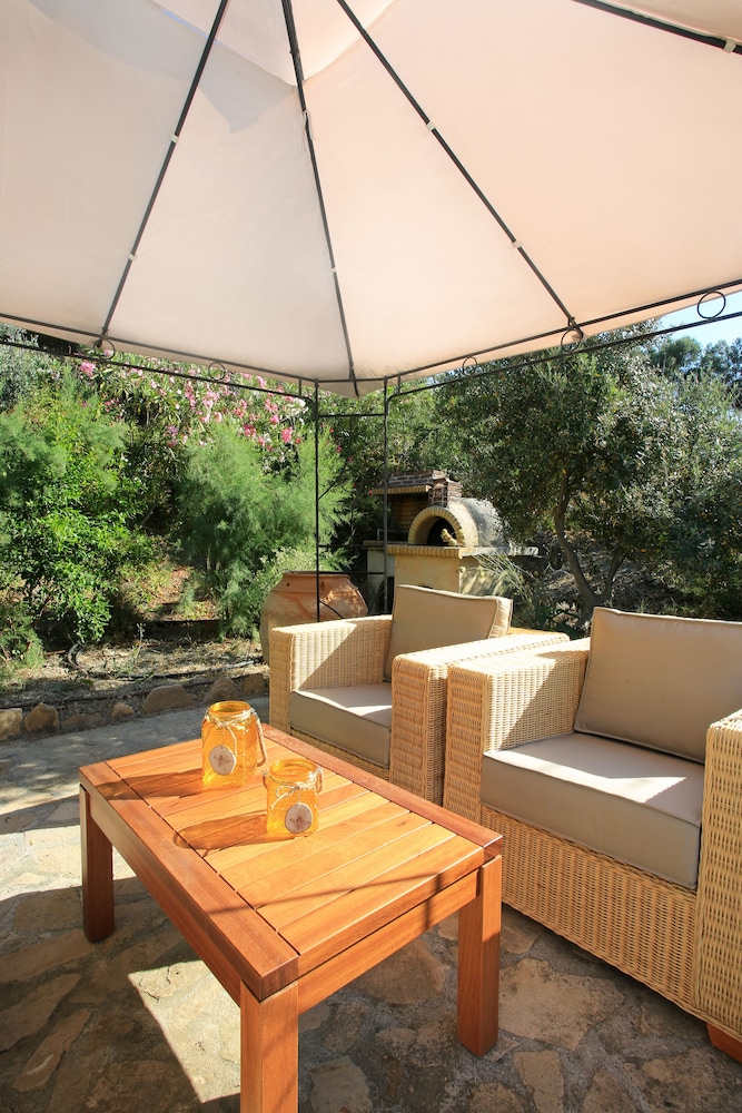 Villa Dafni 30/46