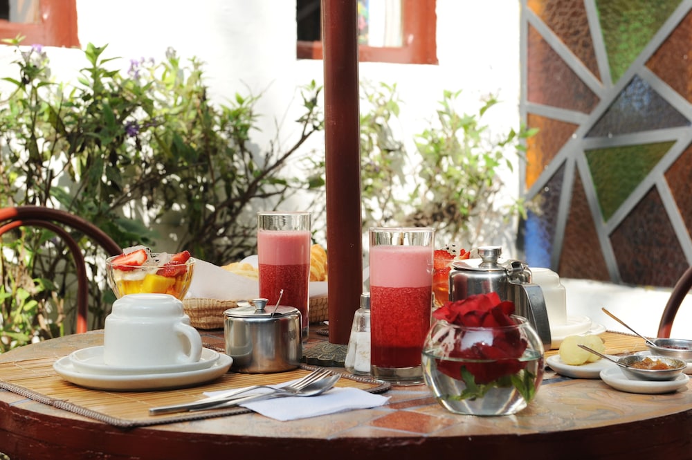 Boutique Hotel Antinea 58/76