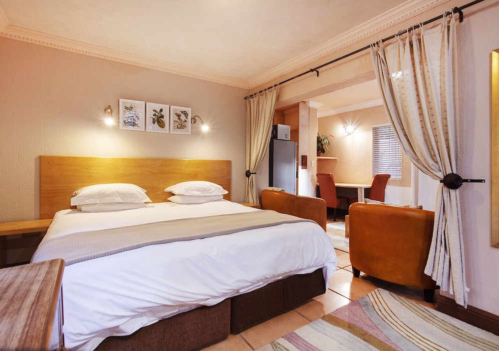 Bed And Breakfast In Waterkloof 11/50