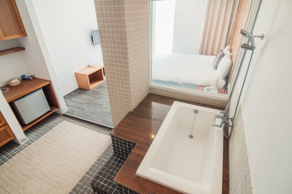 Bin Hai Hostel 45/50