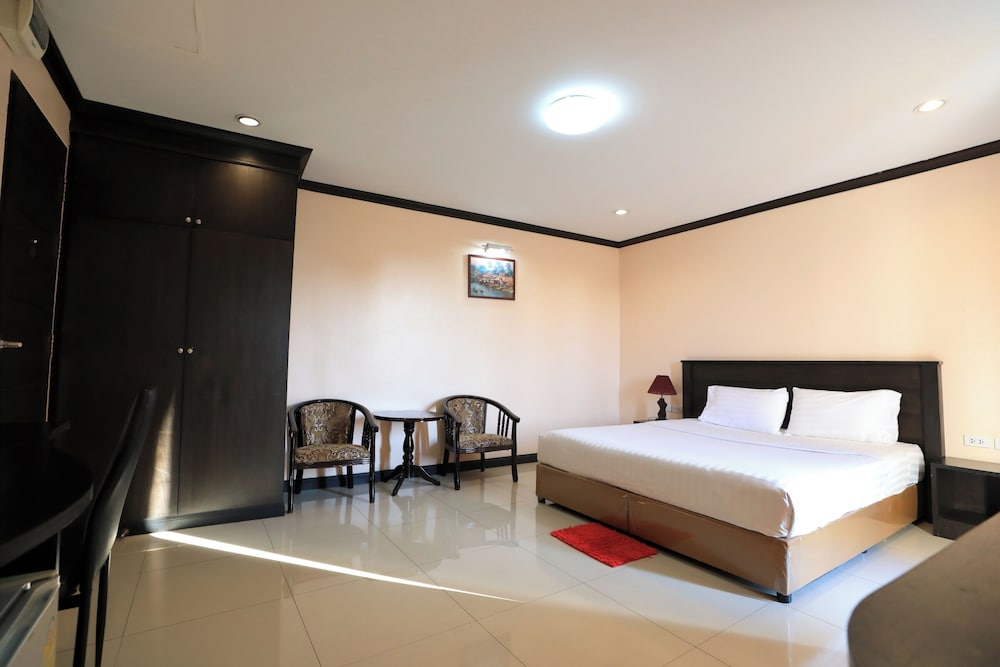Triton Place 26/52