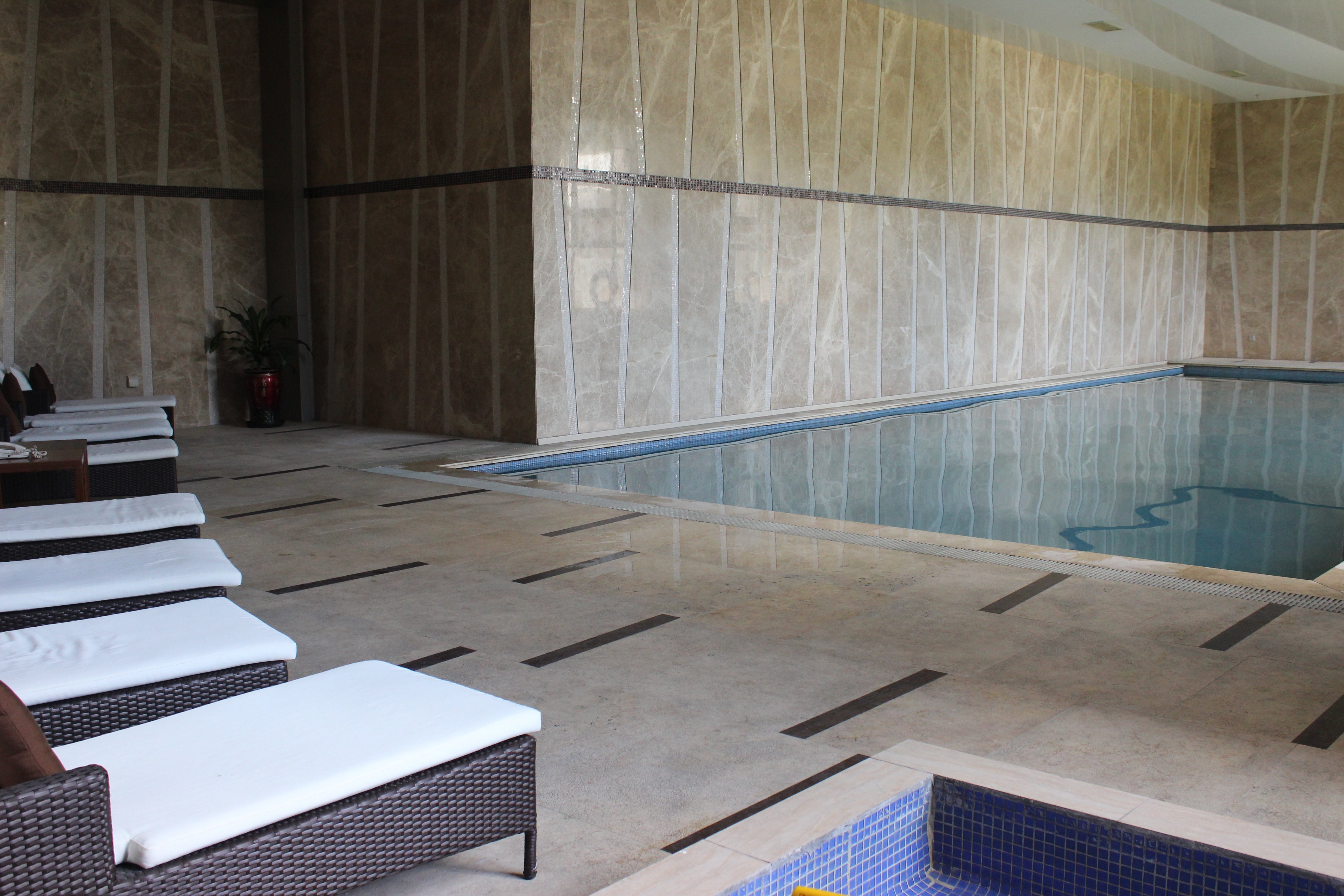 HOLIDAY INN MUDANJIANG 17/50