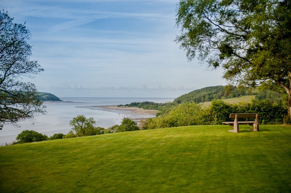 Mansion House Llansteffan 23/32
