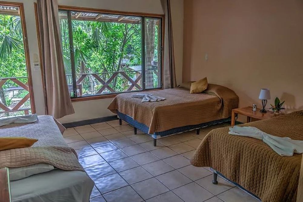 Hotel Jaguar Inn Tikal 43/70