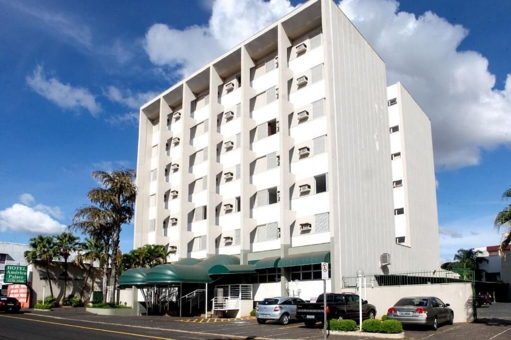 Days Inn by Wyndham Uberlandia 6/67