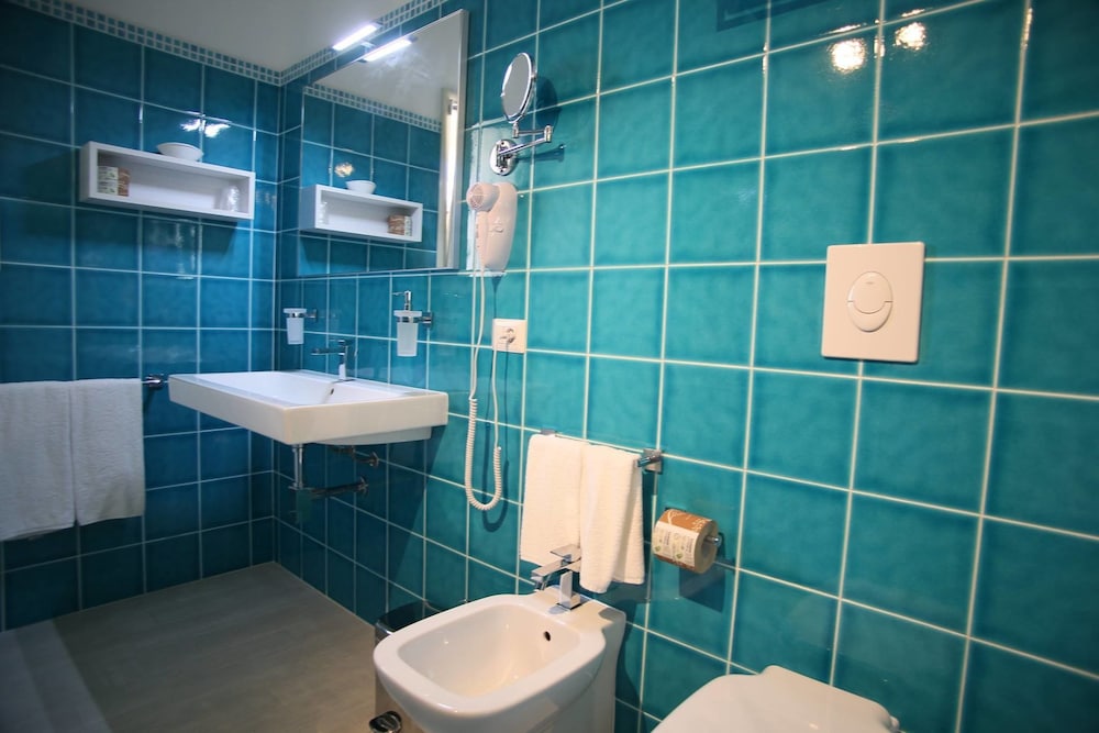 Regina Simius Hotel 44/50