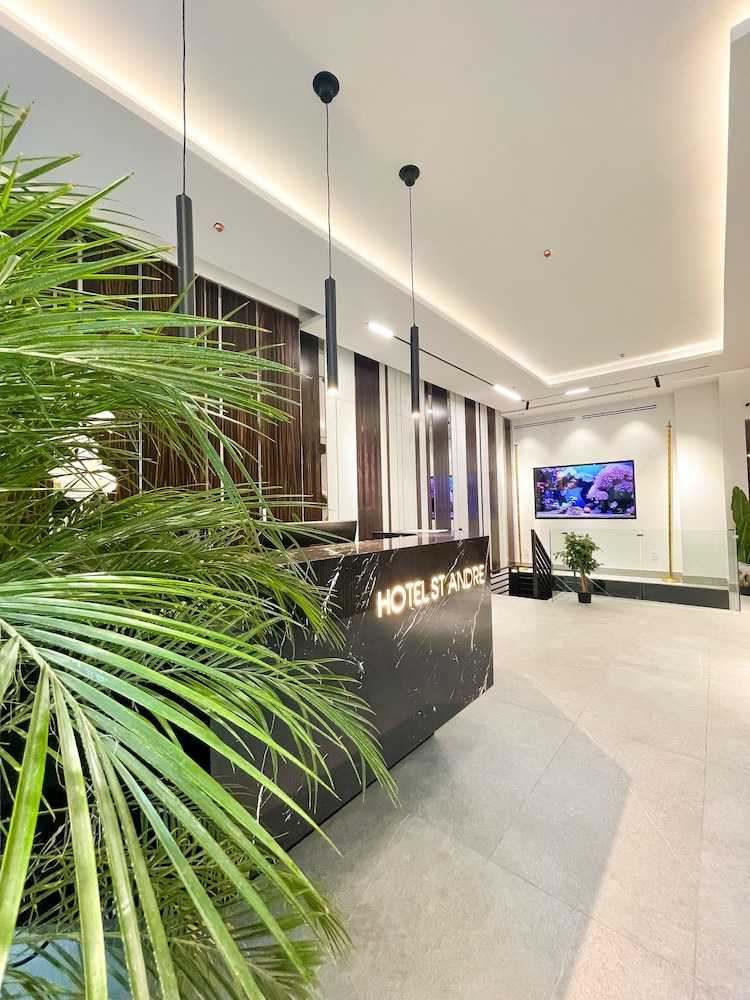 Olympia Hotel By Lodgo 35/40