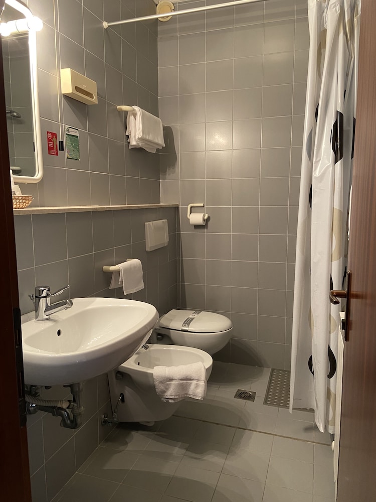 Hotel Caldin's 61/65