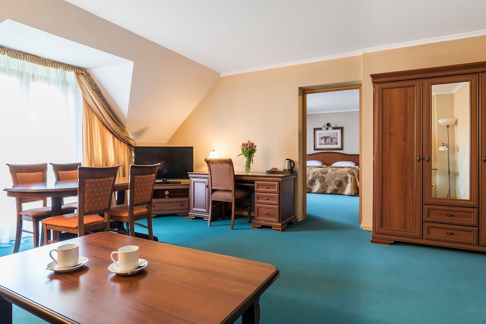 Hotel Wersal 21/27