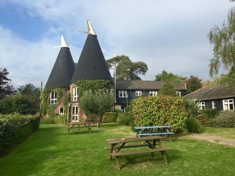 The Playden Oasts Inn 56/62
