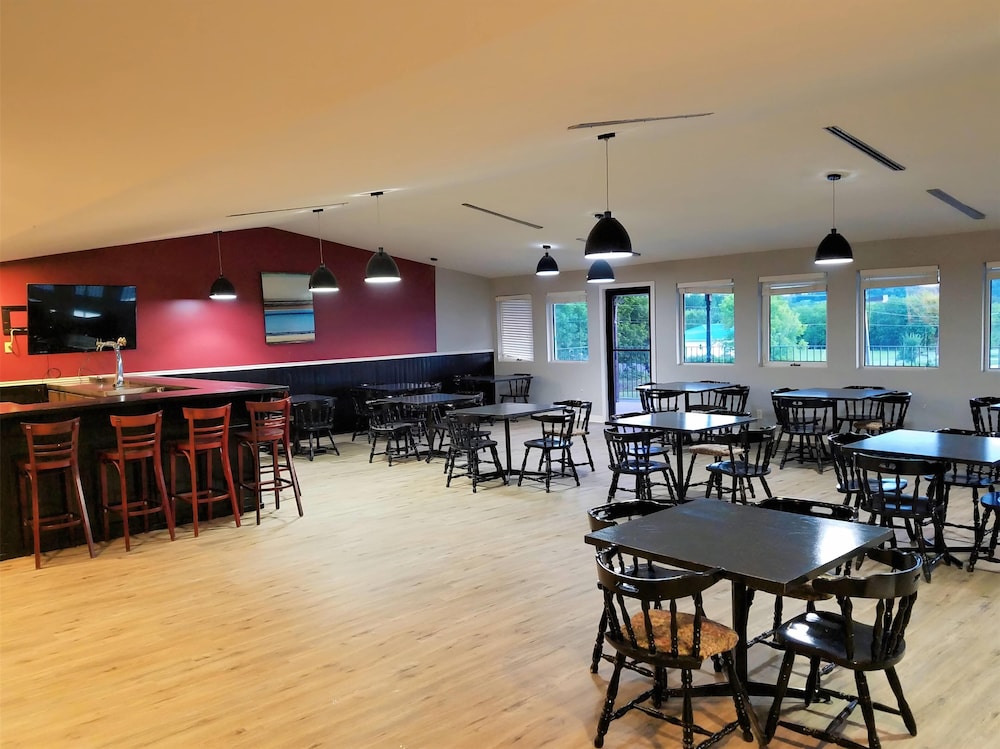 Ramada by Wyndham Florenceville 28/49