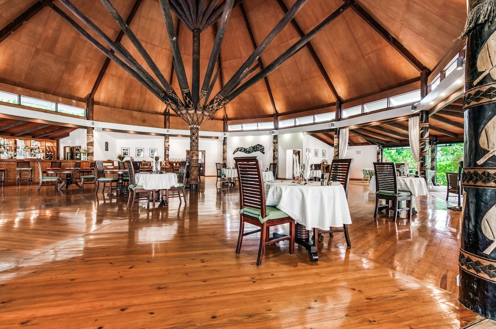 Matangi Private Island 20/50