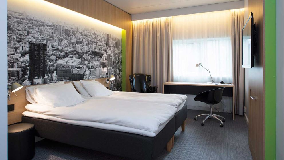 Room, Double Bed