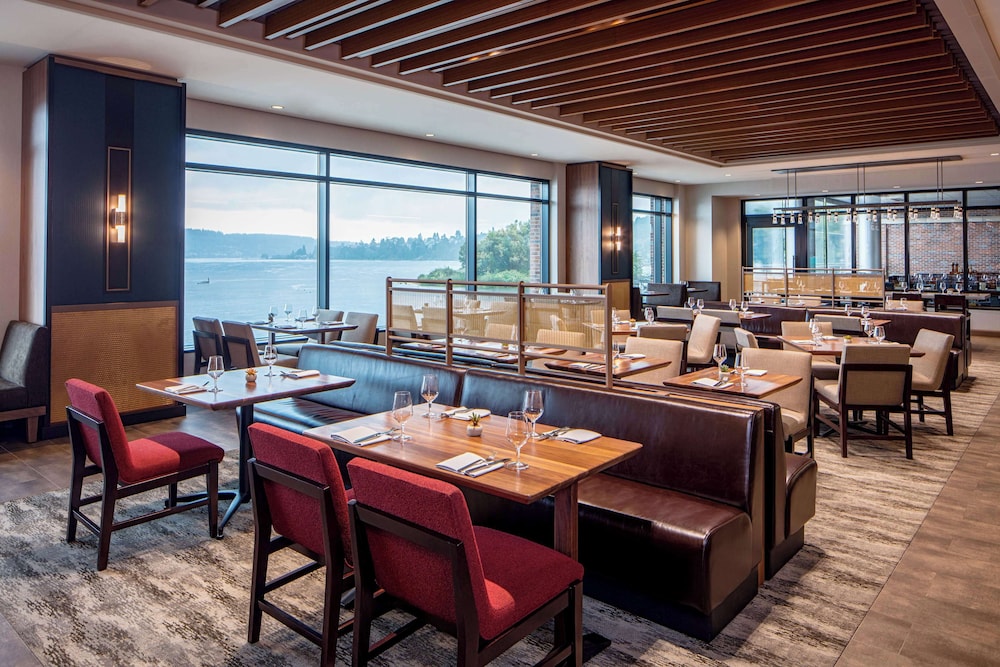 Hyatt Regency Lake Washington 36/50