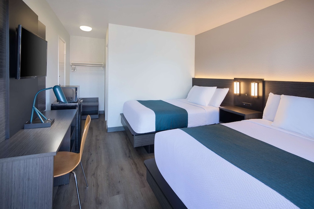 Motel6 Woodland, CA - Sacramento Airport 25/38