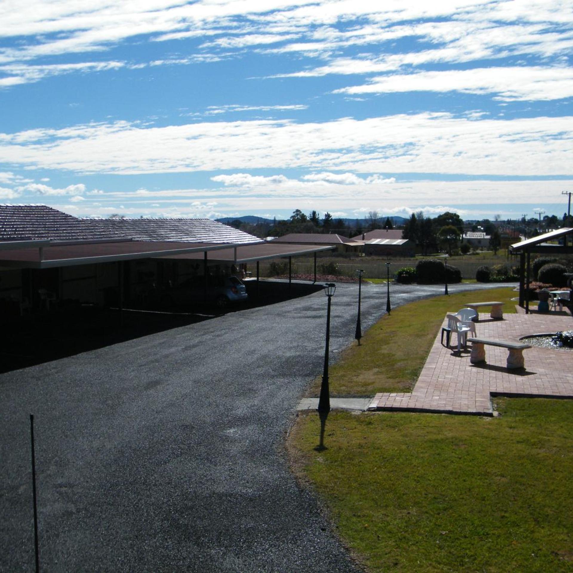 The Clansman Motel 18/21
