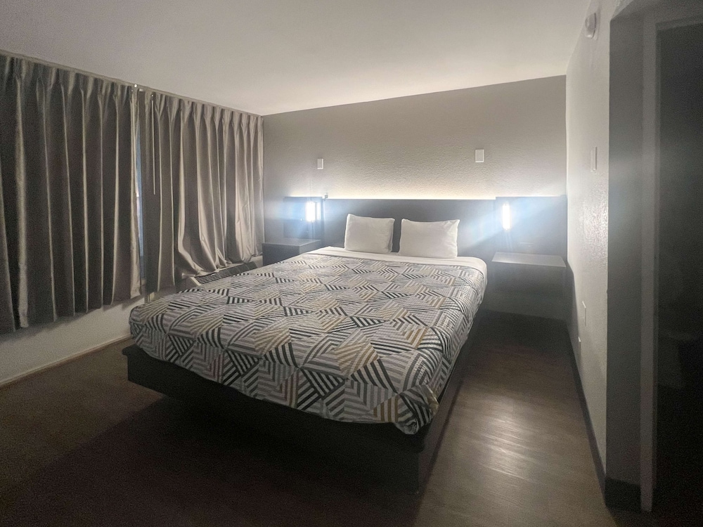 Motel6 Glendale, AZ 19/48