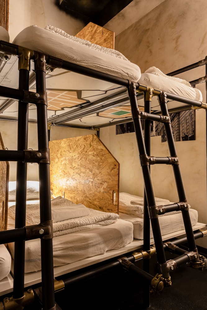 Chillout Hostel Zagreb 27/48