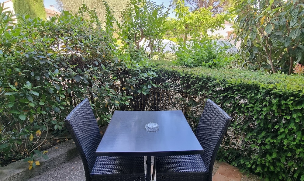 Hotel Le Pradet 24/42