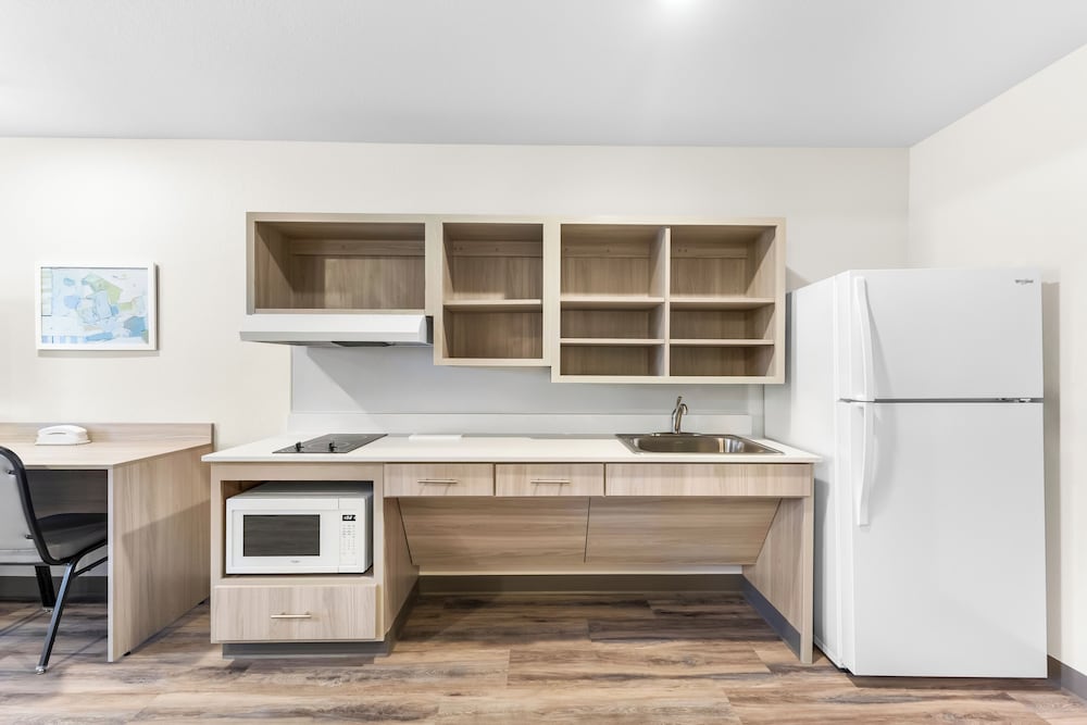 WoodSpring Suites Bluffdale Salt Lake City 26/36