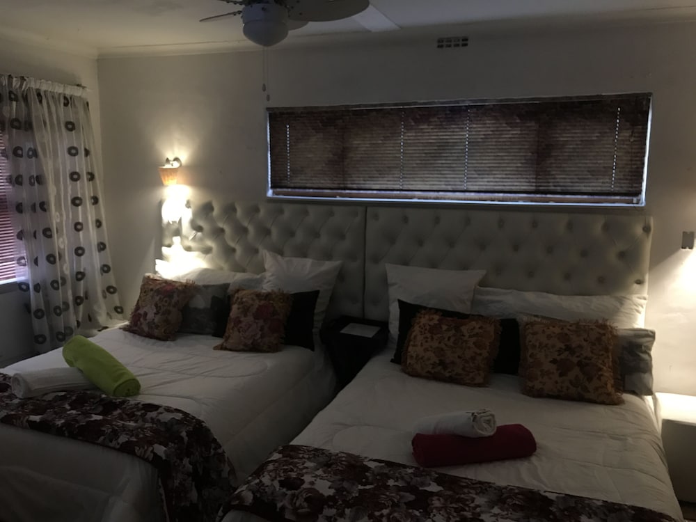 Turningpoint Bed & Breakfast 8/38