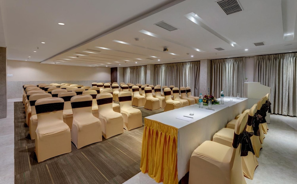 The Fern Residency, Aurangabad 30/40