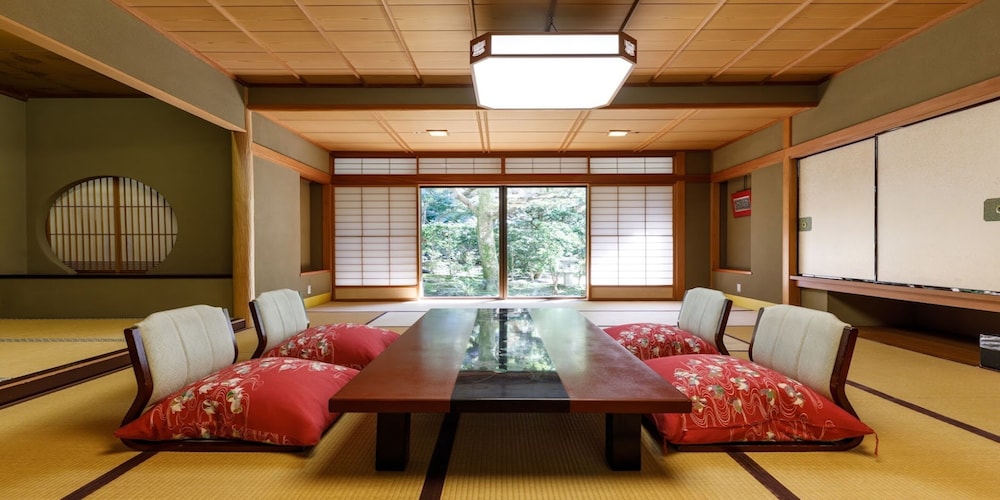 Awazu Onsen Kitahachi 34/47