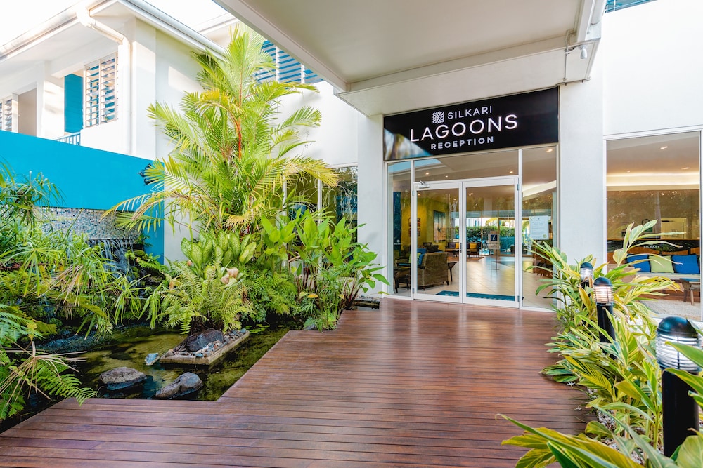 Silkari Lagoons Port Douglas 63/67