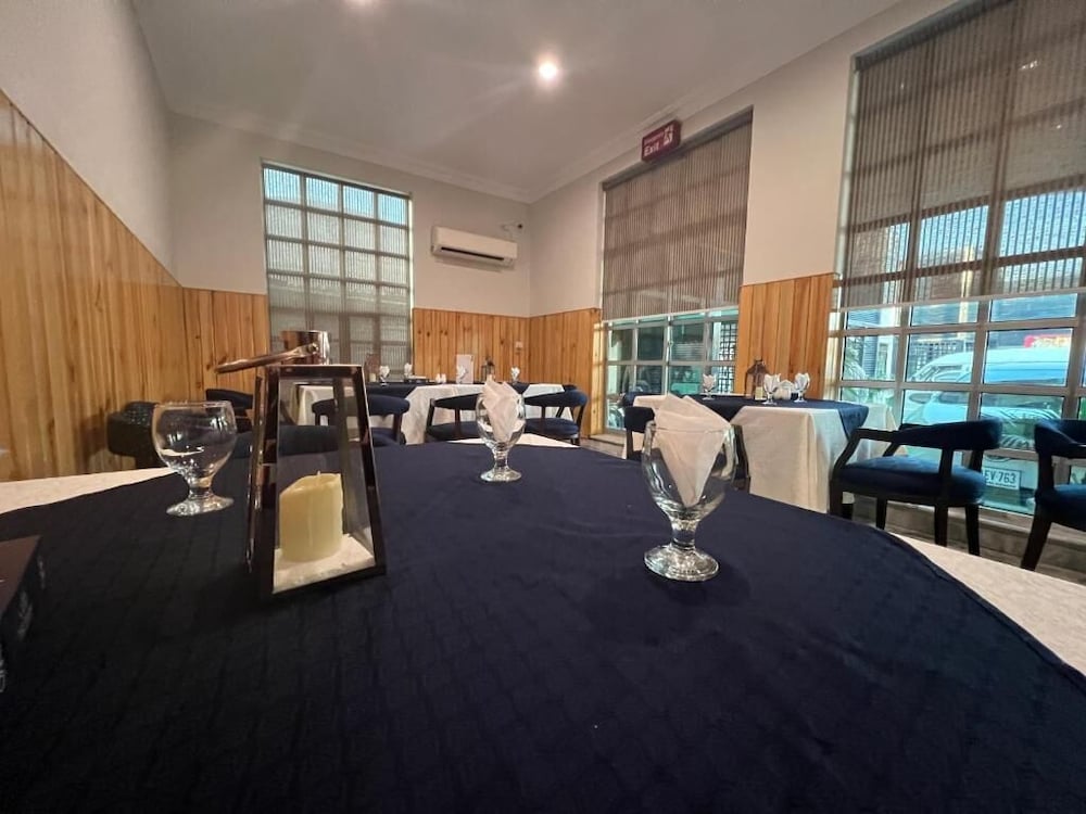 The Mark Suites and Banquet Halls 37/45