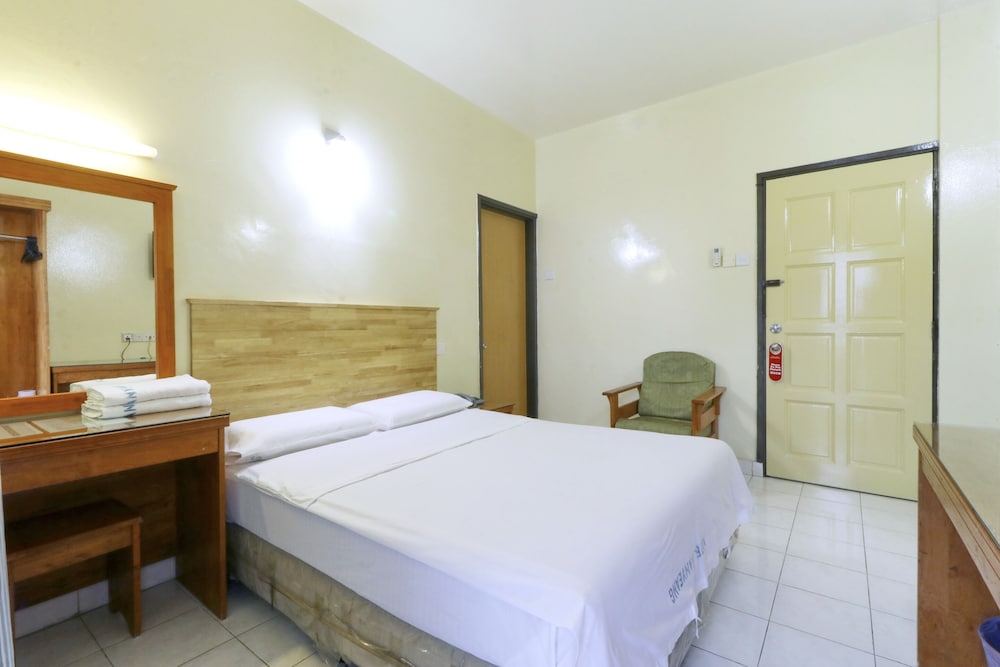 Nan Yeang Hotel 82/126