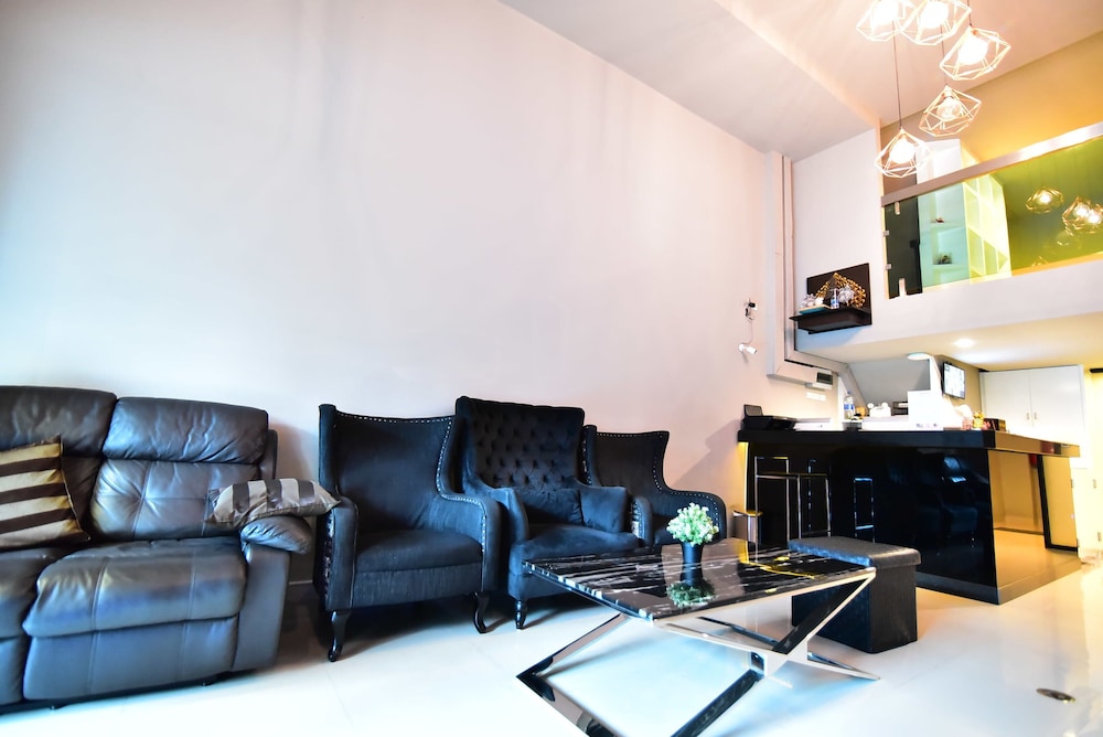 B1 Residence 21/22
