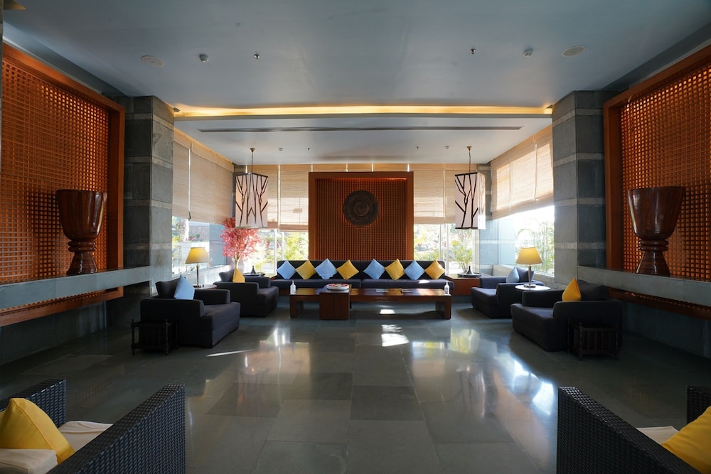Moksha Himalaya Spa Resort 25/50