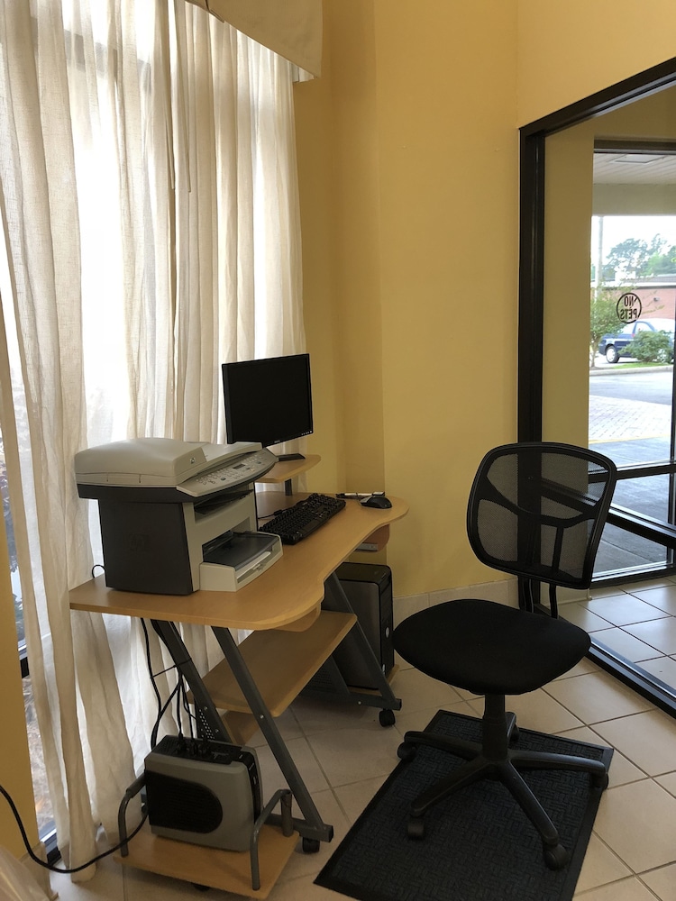 Best Western Ellisville Inn 34/43