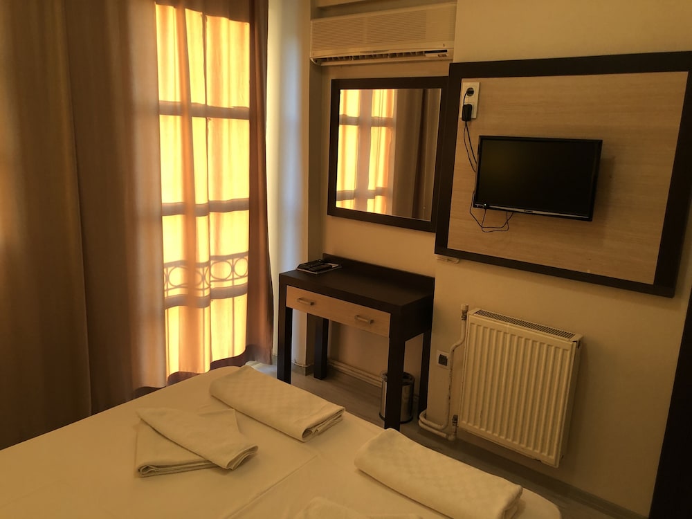 Sun Hotel 16/23
