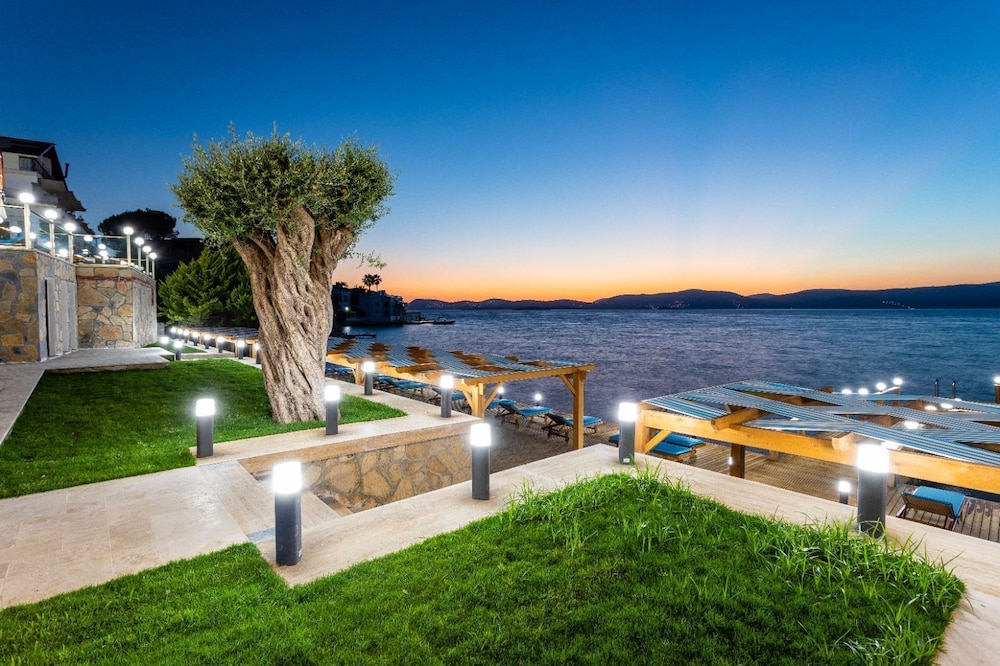 Gulluk Yali Boutique Otel 39/48
