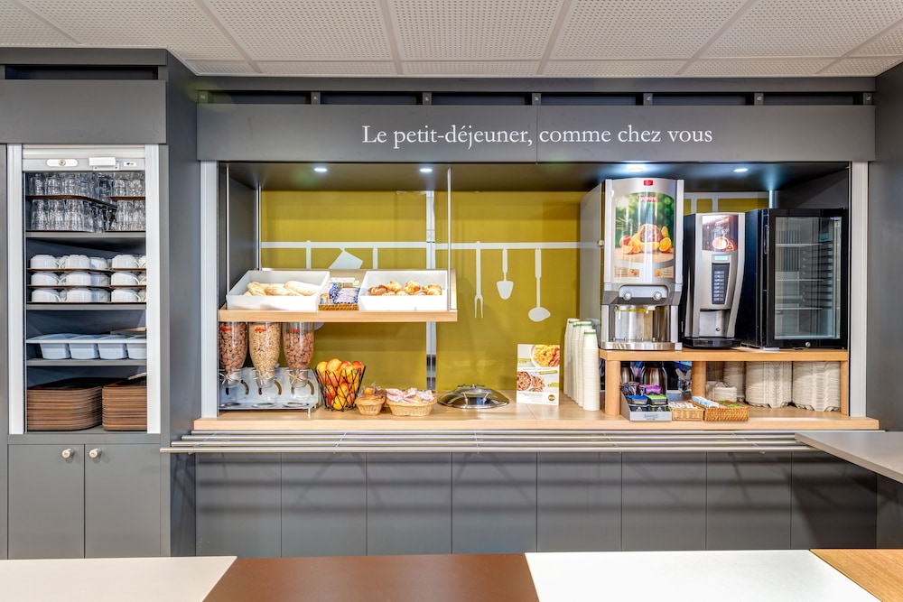 B&B HOTEL Louveciennes 8/56
