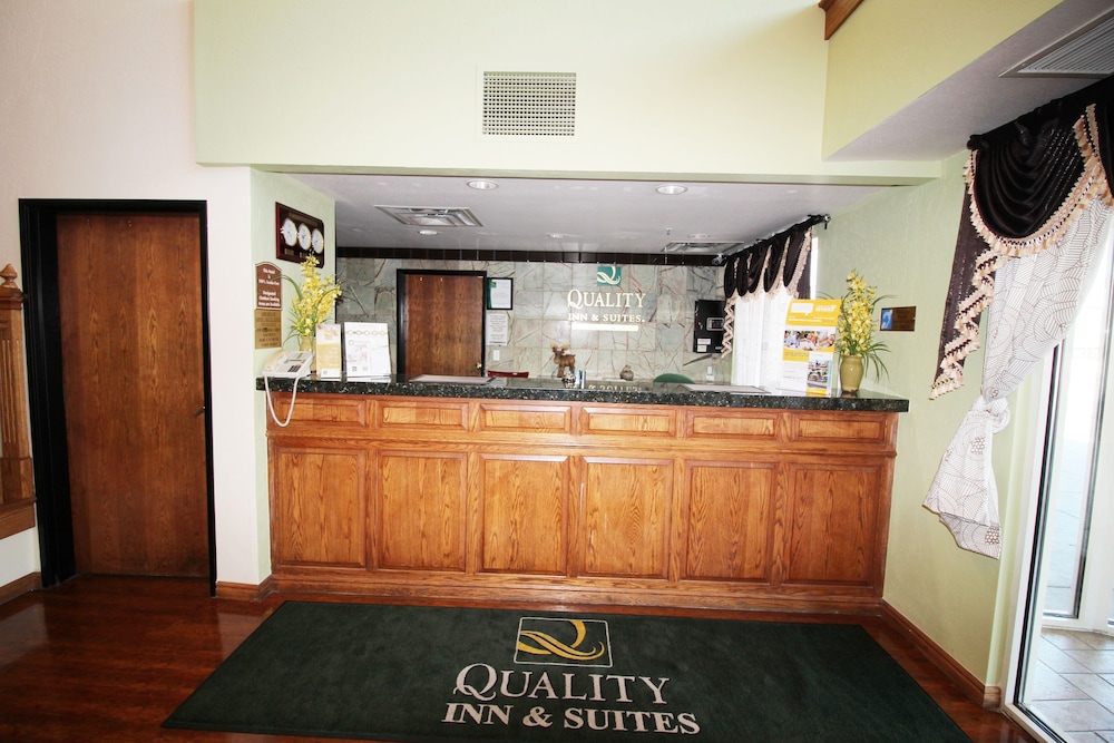 Quality Inn and Suites Airport West 13/57