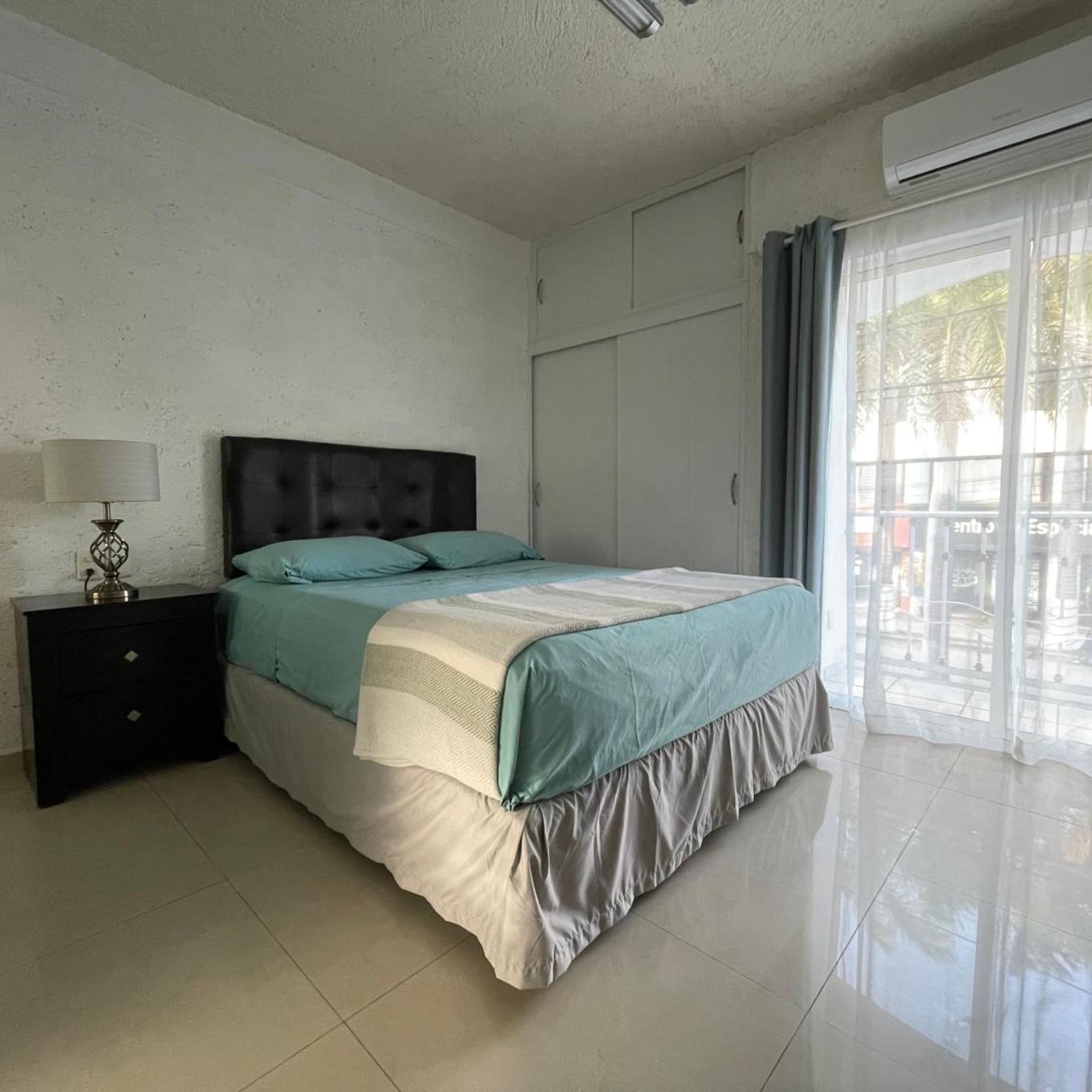 OYO Hotel Dos Mundos Aeropuerto Internacional de Cozumel 21/56