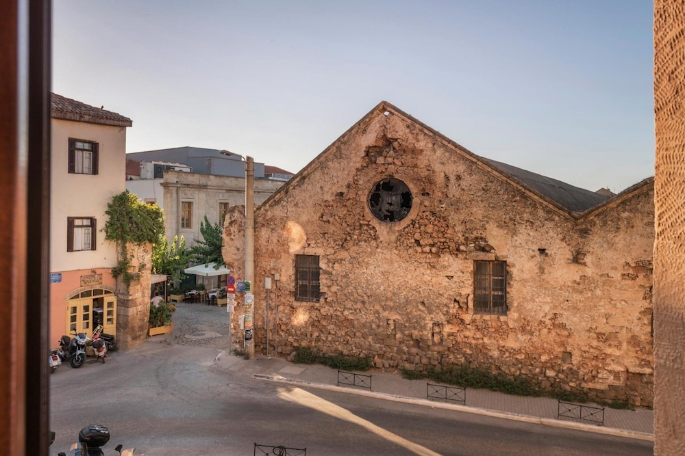 Neoria Houses photo2