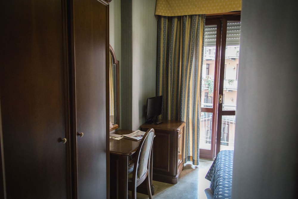 Hotel Accursio 54/61