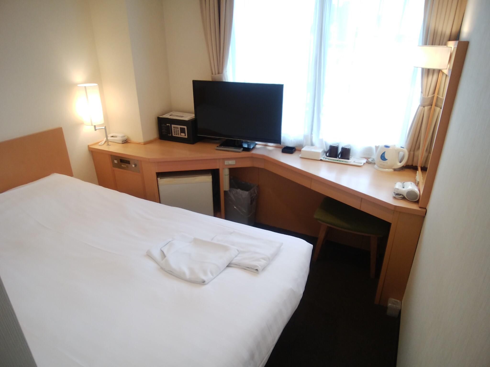 Semi Room, Standard, Semi Double Bed