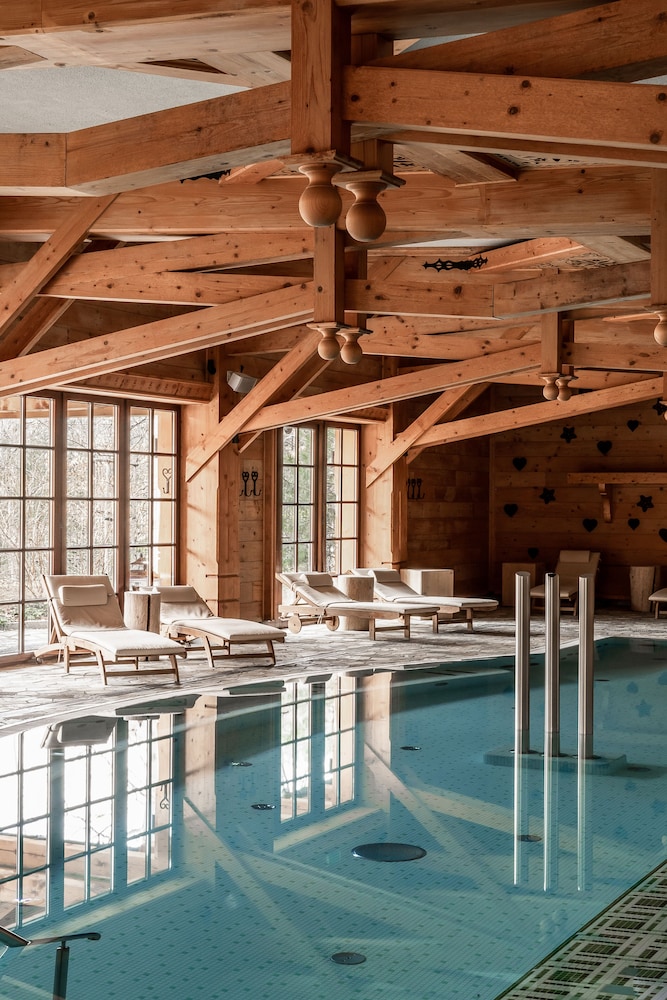 Aries Hotel Spa 24/50