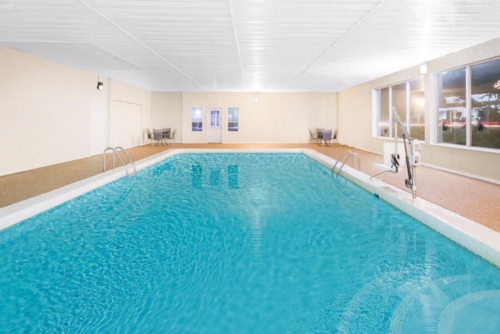 Sunbird ANNEX Resort 33/66