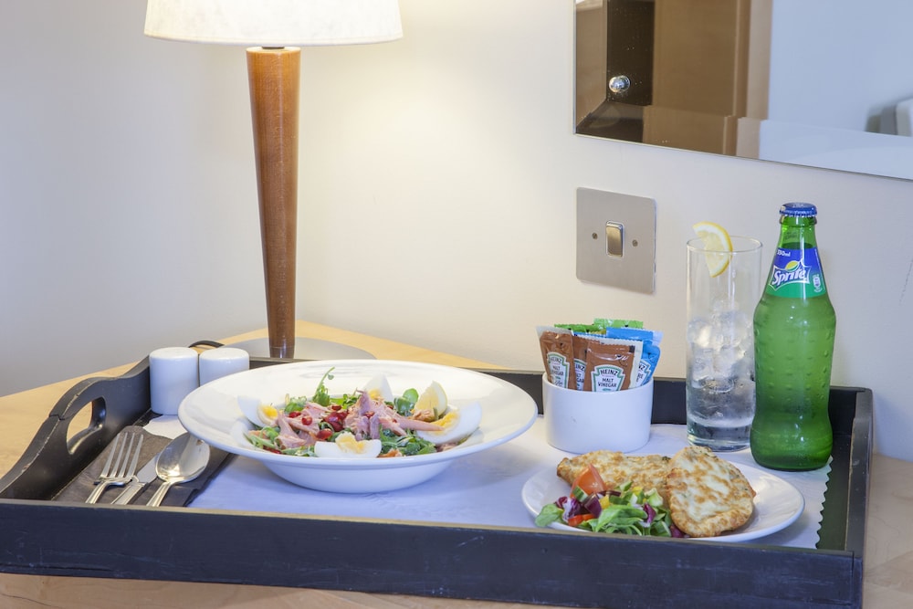 Holiday Inn Rochester Chatham an IHG Hotel 57/79