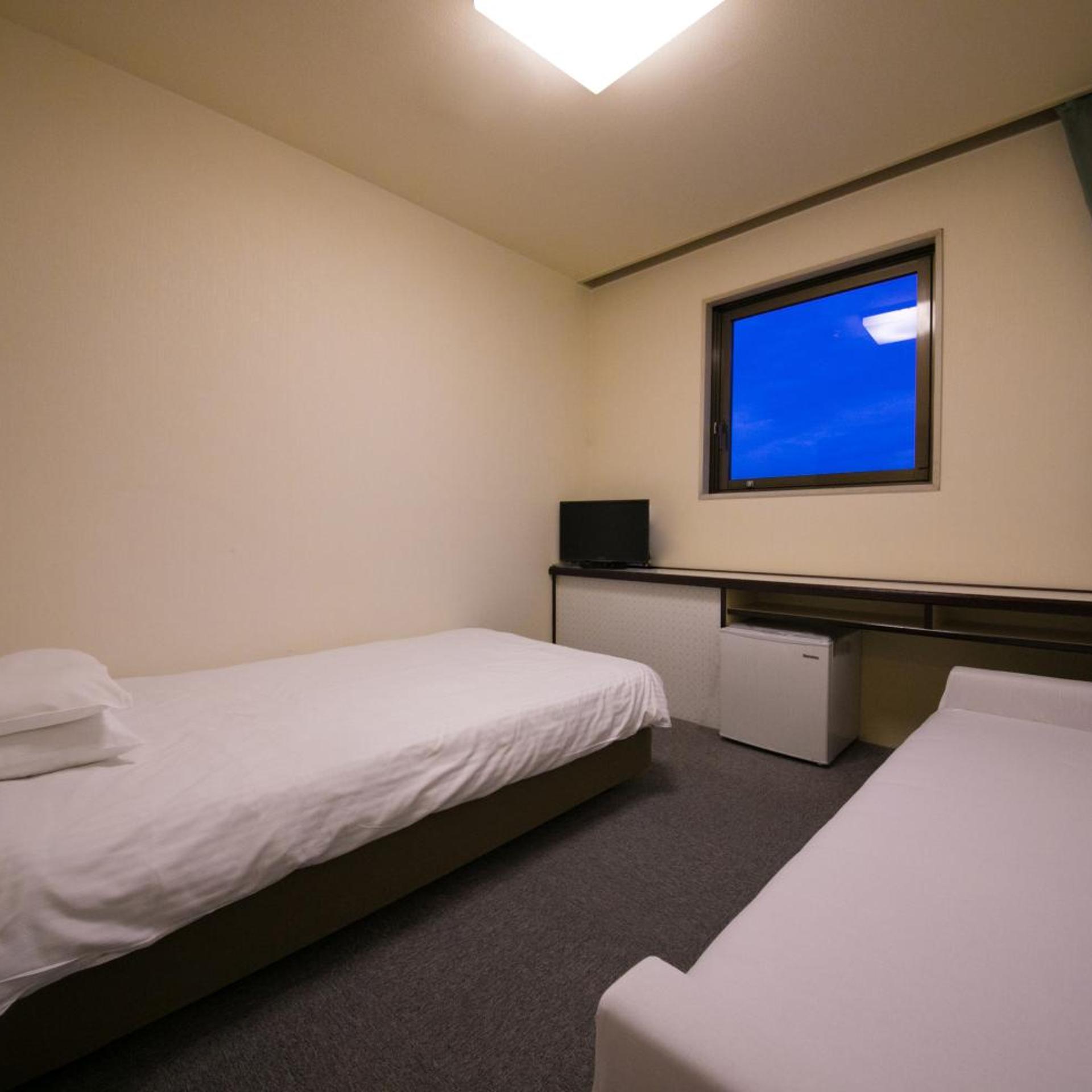 غرفة بسرير نصف مزدوج، Heiwadai Hotel Otemon 4/9