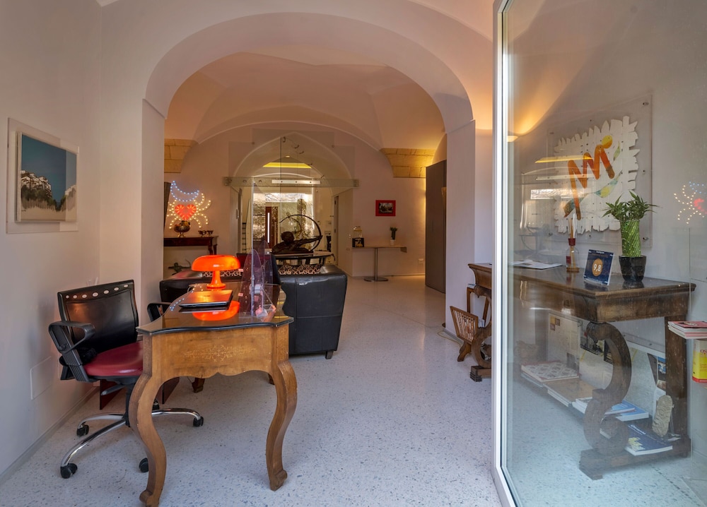 Dimora Storica Muratore Luxury Rooms 23/47