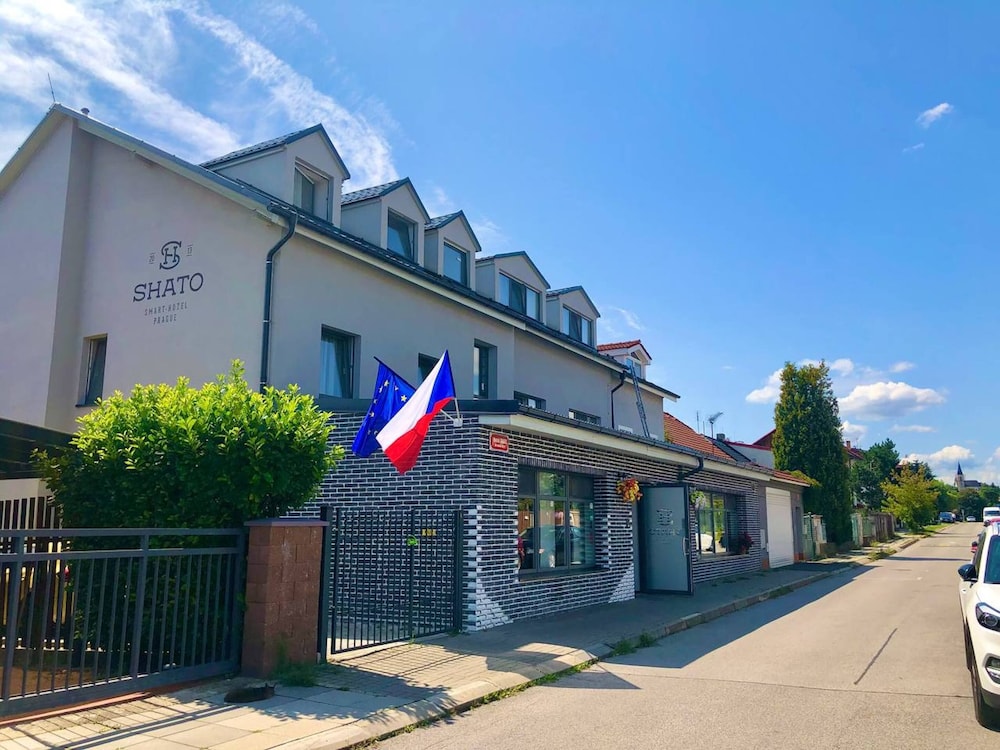Hotel Shato 41/49