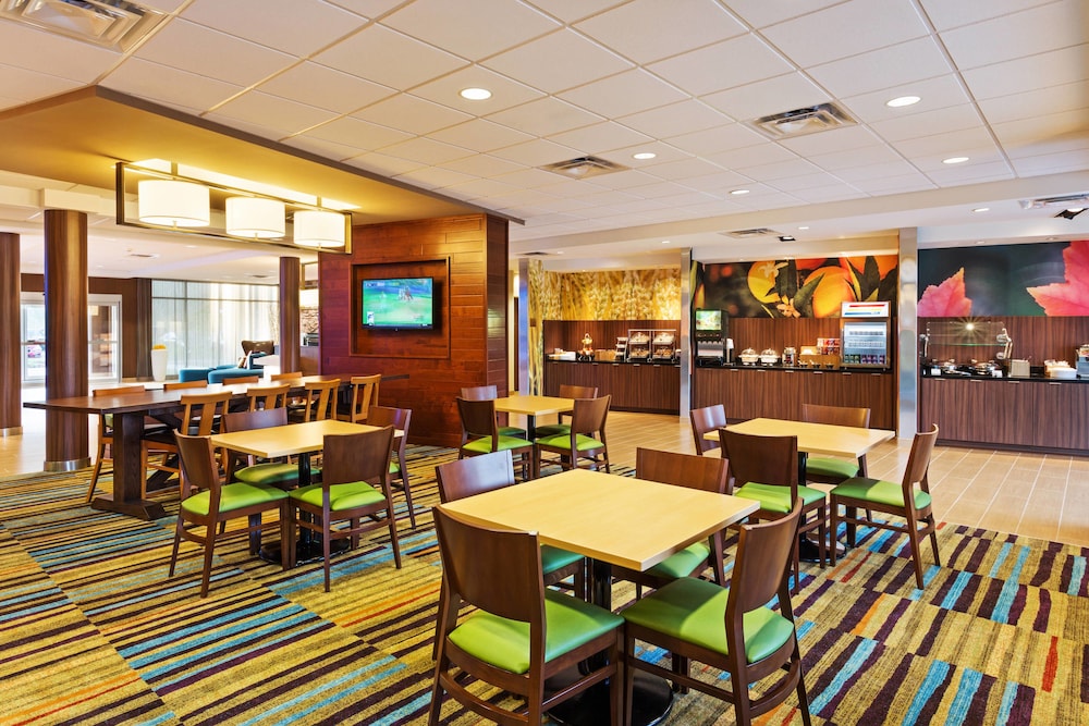 Fairfield Inn And Suites By Marriott Johnson City 27/36